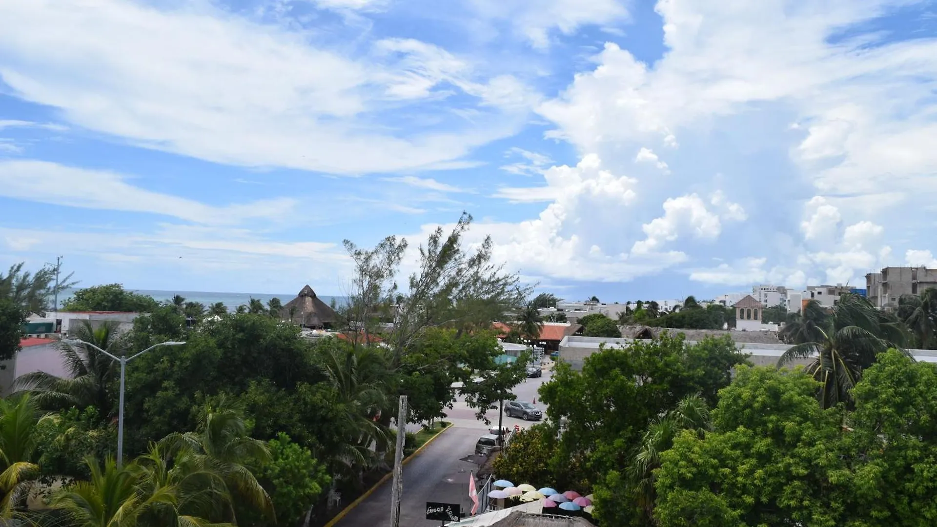 ***  Hotel El Moro Puerto Morelos México